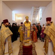 Митрополит Бориспільський і Броварський Антоній звершив Божественну літургію в жіночому монастирі села Зазим'є