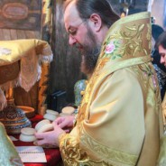 У неділю Торжества Православ'я митрополит Антоній співслужив Блаженнішому митрополиту Онуфрію в Києво-Печерській Лаврі