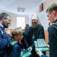 Митрополит Бориспільський і Броварський Антоній зустрівся з активістами молодіжного відділу паломницького центру УПЦ