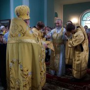 На свято святителя Миколая митрополит Антоній співслужив Блаженнішому Митрополиту Онуфрію у Козельщанському монастирі