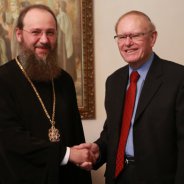 Митрополит Бориспільський і Броварський Антоній зустрівся з відомим британським релігійним діячем Девідом Хасавеєм