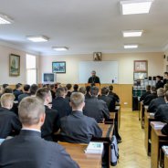Митрополит Бориспільський і Броварський Антоній зустрівся з вихованцями першого класу семінарії