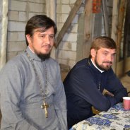 КОРЖІ. Духовенство з парафіянами обговорили питання виховання сучасної молоді та проблематику сімейних стосунків