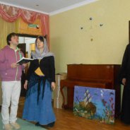 БОРИСПІЛЬ. Намісник монастиря з братією відвідав реабілітаційну установу для інвалідів