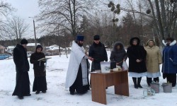 Священики окропили богоявленською водою Броварську та Яготинську районні лікарні