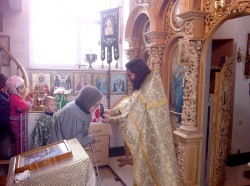 ПАСІЧНА. Настоятель привітав найактивнішу парафіянку із 95-річчям