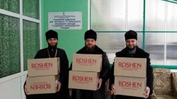 Священики 2-го Бориспільського благочиння на Різдво відвідали дітей сиріт, інвалідів та престарілих