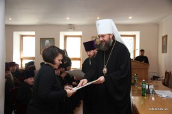 Митрополит Бориспільський і Броварський Антоній відзначив Благословенними грамотами волонтерів Броварського району