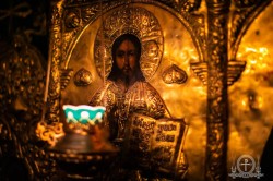Митрополит Бориспільський і Броварський Антоній звершив Божественну Літургію в печерній церкві у Києво-Печерській Лаврі