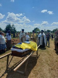 У Мокреці духовенство Броварського району звершило відспівування загиблого захисника України