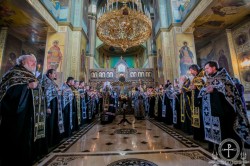 Митрополит Бориспільський і Броварський очолив чинопослідування Пасії у Кафедральному соборі Борисполя