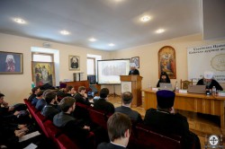 Митрополит Антоній взяв участь у ІХ щорічній конференції «Студентська наука в духовній школі» та відкритті виставки, присвяченої 200-літтю КДС