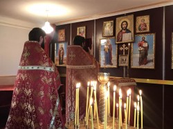 Звершена перша Божественна Літургія у молитовній кімнаті на території Баришівської районної лікарні