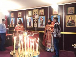 Звершена перша Божественна Літургія у молитовній кімнаті на території Баришівської районної лікарні