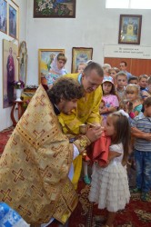 Священики єпархії благословили дітей на навчання