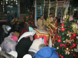 ПЛОСКЕ. В новорічну ніч парафія Покровського храму помолилася за мир в Україні