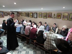 У Бориспільській єпархії продовжують свою роботу катехізаторські курси для мирян