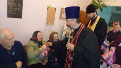 БРОВАРИ. Іоано-Богословська парафія відвідала дім пристарілих у селі Гоголів
