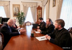 Митрополит Бориспільський і Броварський Антоній зустрівся з послом Республіки Сербія
