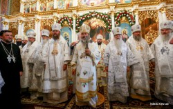 Митрополит Бориспільський і Броварський Антоній співслужив Предстоятелю УПЦ за Літургією на Закарпатті