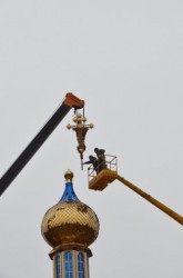 Митрополит Бориспільський і Броварський Антоній освятив накупольні хрести для споруджуваного храму в місті Борисполі