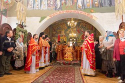В день пам'яті свв. благовірних князів Бориса і Гліба керуючий Бориспільською єпархією відслужив Божественну літургію у  Вишгороді