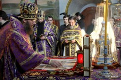 Митрополит Бориспільський і Броварський Антоній взяв участь в освяченні Хрестовоздвиженського храму Києво-Печерської лаври
