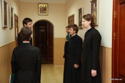 Під головуванням митрополита Антонія пройшов захист робіт студентів Київських духовних шкіл