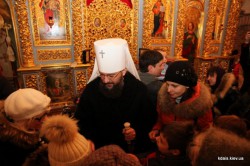 Керуючий справами УПЦ відслужив у Києво-Печерській Лаврі молебень про мир в Україні