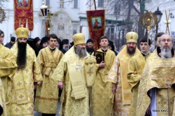 У день памяті святителя Миколая митрополит Бориспільський і Броварський Антоній взяв участь у Божественній літургії в Києво-Печерській Лаврі