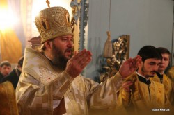 Керуючий Бориспільською єпархією молився за мир в Україні